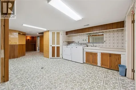 164 Bridge Street West Waterloo ON N2K 1K9