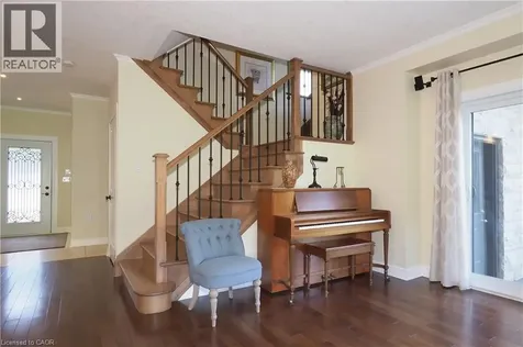 530 St Andrew Street East Fergus ON N1M 1R6