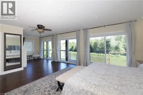 530 St Andrew Street East Fergus ON N1M 1R6