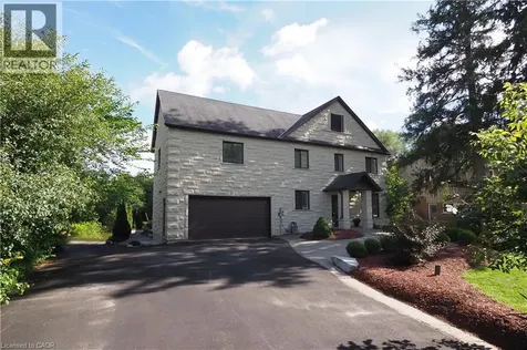 530 St Andrew Street East Fergus ON N1M 1R6