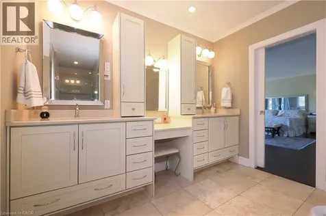 530 St Andrew Street East Fergus ON N1M 1R6