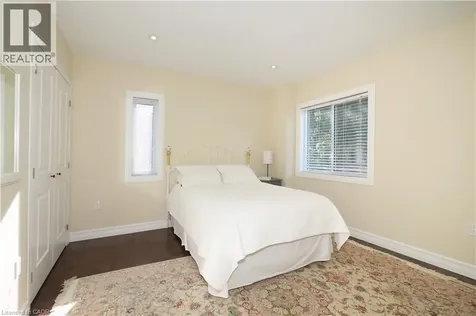 530 St Andrew Street East Fergus ON N1M 1R6