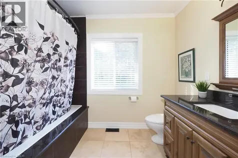 530 St Andrew Street East Fergus ON N1M 1R6