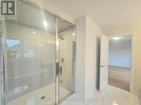 22 Hylton Drive Barrie ON L9S 2Z8