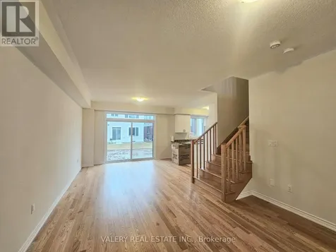 22 Hylton Drive Barrie ON L9S 2Z8