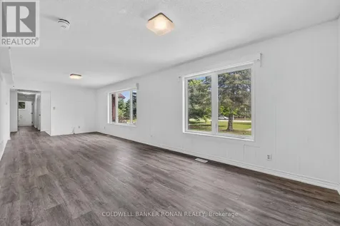 14 Tioga Boulevard Adjala-tosorontio ON L0M 1J0
