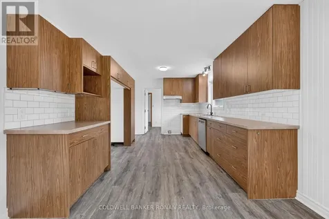 14 Tioga Boulevard Adjala-tosorontio ON L0M 1J0