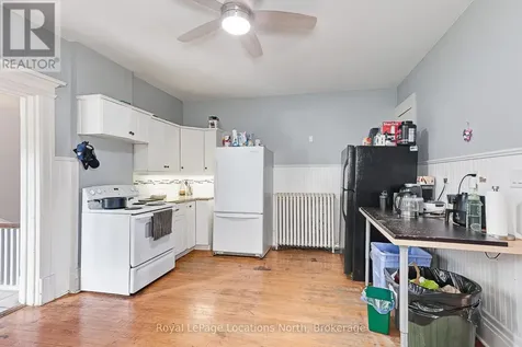 216 Cedar Street Collingwood ON L9Y 3A8