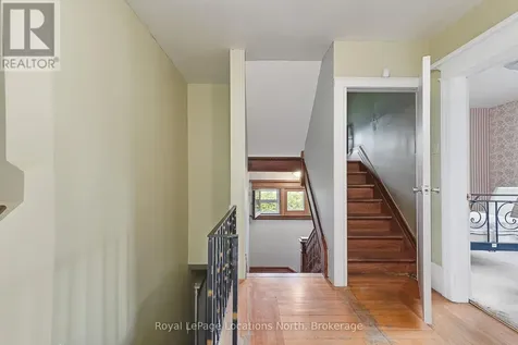 216 Cedar Street Collingwood ON L9Y 3A8