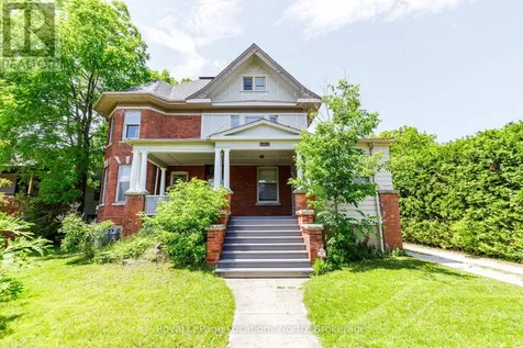 216 Cedar Street Collingwood ON L9Y 3A8