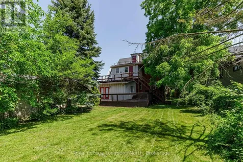 216 Cedar Street Collingwood ON L9Y 3A8