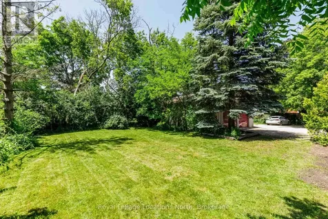 216 Cedar Street Collingwood ON L9Y 3A8