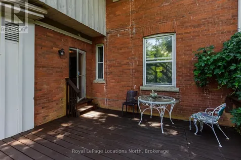 216 Cedar Street Collingwood ON L9Y 3A8