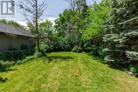 216 Cedar Street Collingwood ON L9Y 3A8