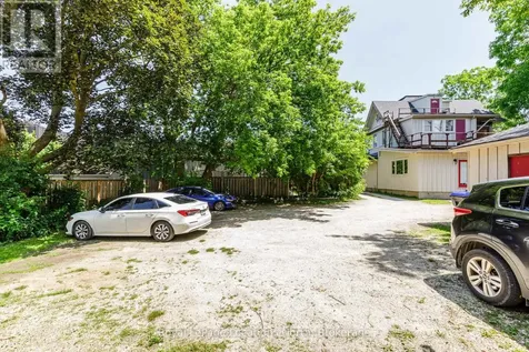 216 Cedar Street Collingwood ON L9Y 3A8