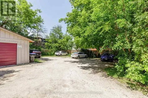 216 Cedar Street Collingwood ON L9Y 3A8