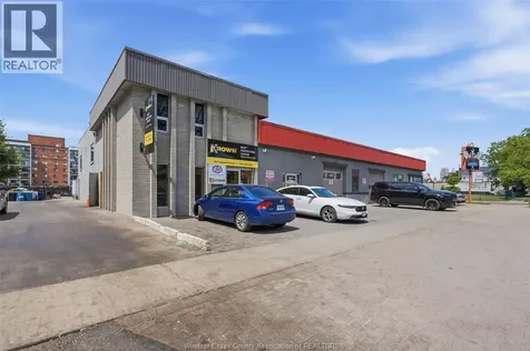 857 Howard Avenue Windsor ON N9A 1S1
