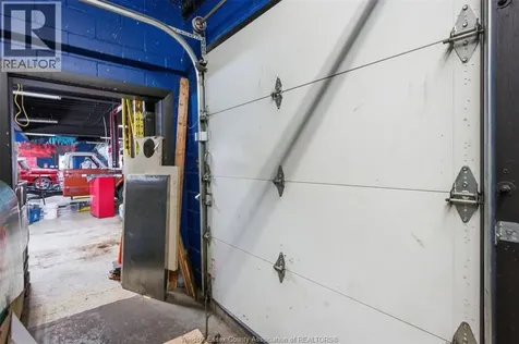 857 Howard Avenue Windsor ON N9A 1S1