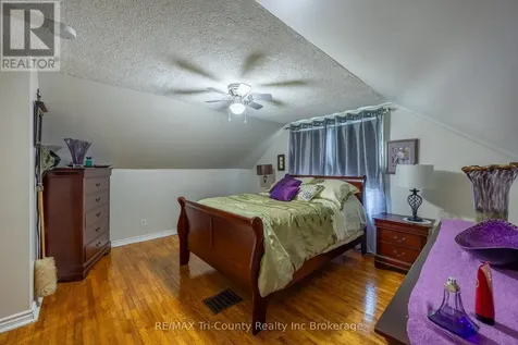 23 Pine Street Tillsonburg ON N4G 1L5