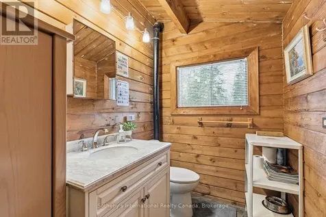1041 Crockford Lane South Bracebridge ON P1L 1X3