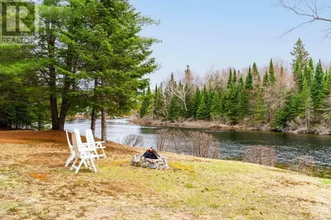 1041 Crockford Lane South Bracebridge ON P1L 1X3