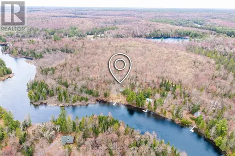 1041 Crockford Lane South Bracebridge ON P1L 1X3