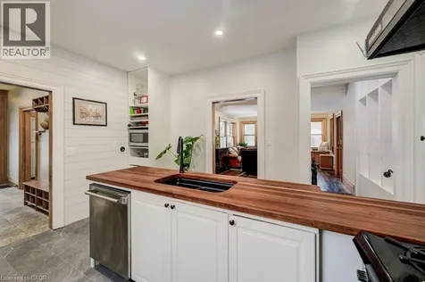 24 Manley Street Ayr ON N0B 1E0