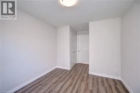 118 Gravel Ridge Trail Kitchener ON N2E 0B8