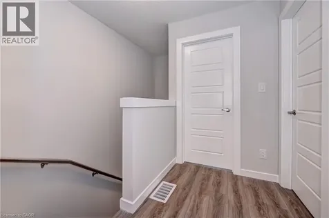 118 Gravel Ridge Trail Kitchener ON N2E 0B8