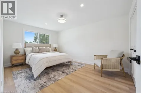 299 Dale Crescent Waterloo ON N2J 3Y4