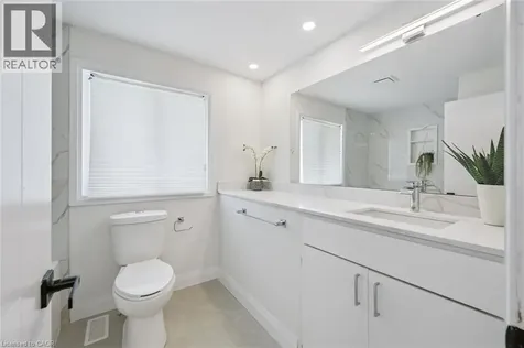 299 Dale Crescent Waterloo ON N2J 3Y4
