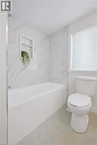 299 Dale Crescent Waterloo ON N2J 3Y4