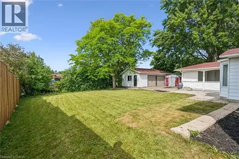 299 Dale Crescent Waterloo ON N2J 3Y4