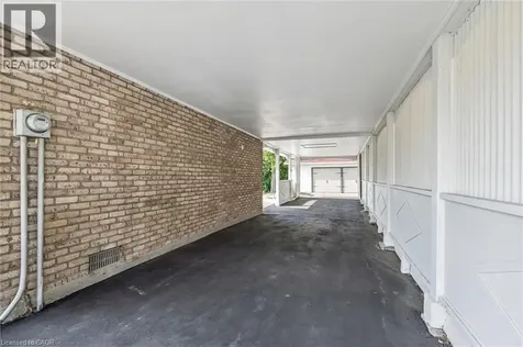 299 Dale Crescent Waterloo ON N2J 3Y4