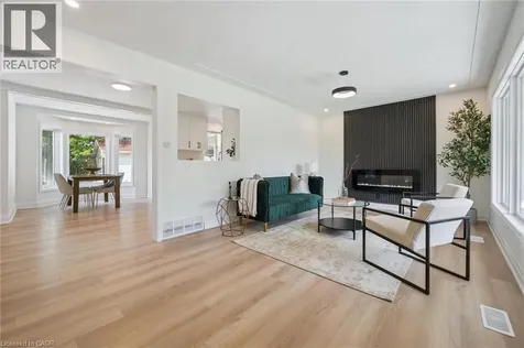 299 Dale Crescent Waterloo ON N2J 3Y4