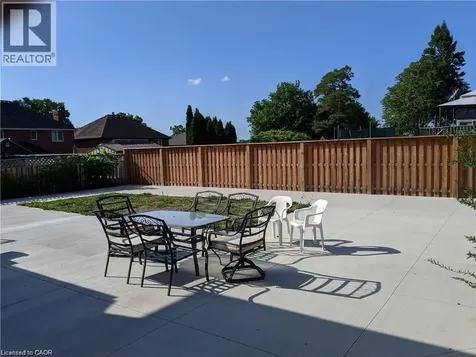 84 Amherst Drive Kitchener ON N2P 1C9
