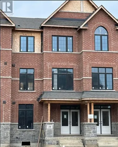 28 Petch Avenue Caledon ON L7C 0Y9