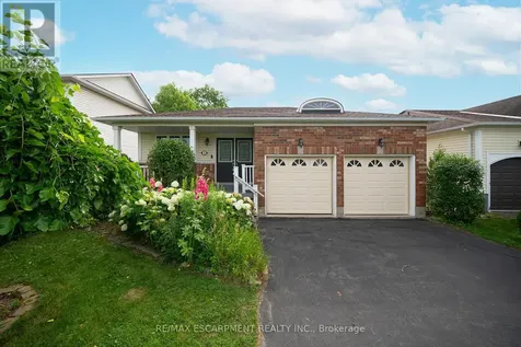 23 Stowe Terrace Brantford ON N3T 6P4