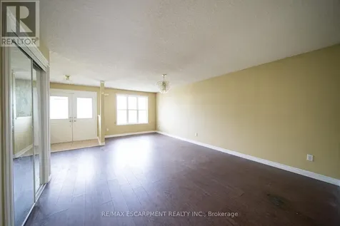 23 Stowe Terrace Brantford ON N3T 6P4