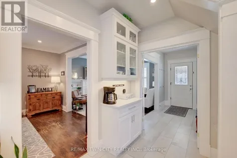 106 Sydenham Street Brantford ON N3R 3Y6
