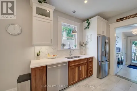 106 Sydenham Street Brantford ON N3R 3Y6
