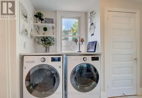 106 Sydenham Street Brantford ON N3R 3Y6