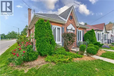 2 Brunswick Street Brantford ON N3T 1E7