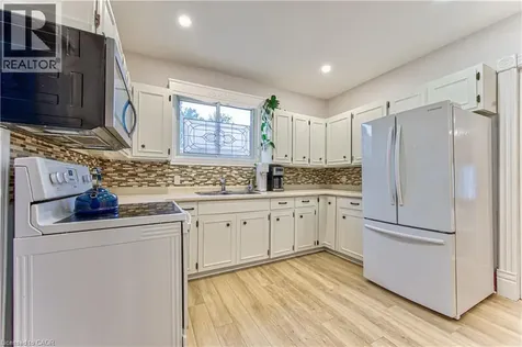 2 Brunswick Street Brantford ON N3T 1E7