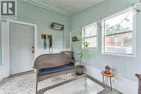 2 Brunswick Street Brantford ON N3T 1E7