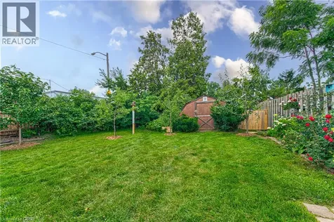 2 Brunswick Street Brantford ON N3T 1E7