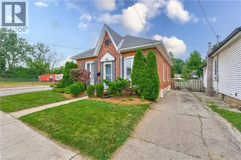 2 Brunswick Street Brantford ON N3T 1E7