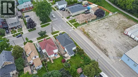 2 Brunswick Street Brantford ON N3T 1E7