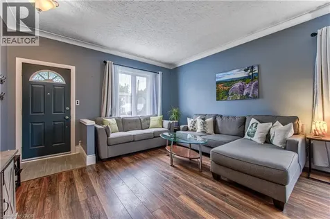 2 Brunswick Street Brantford ON N3T 1E7