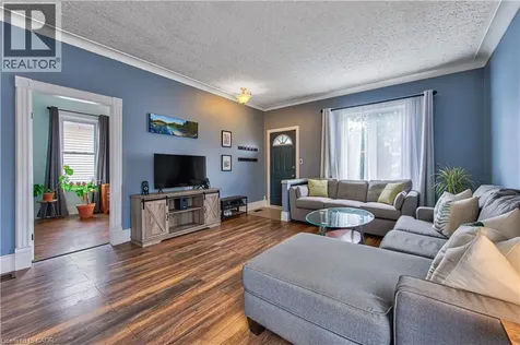 2 Brunswick Street Brantford ON N3T 1E7